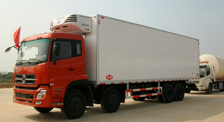 河北張家口廠家專業銷售垃圾車、灑水車、冷藏車，聯系電話 13997858099